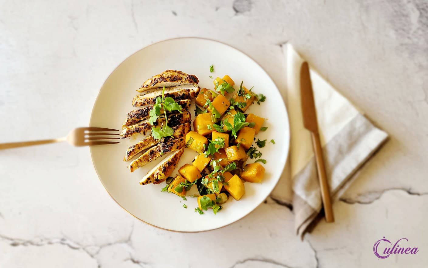 Kipfilet in een Jerk marinade met chili pompoen