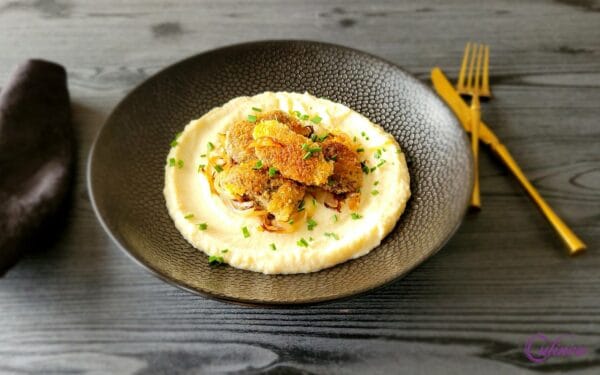 Krokante kippenlevertjes met bloemkoolpuree