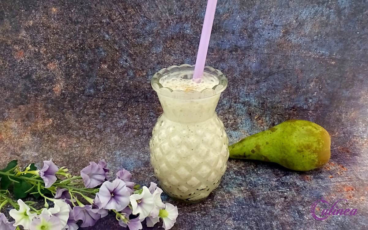 Peer spice latte smoothie