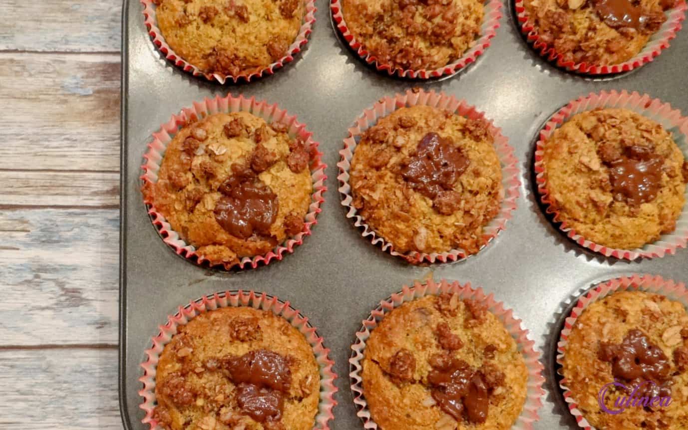 Pindakaasmuffins met chocolade