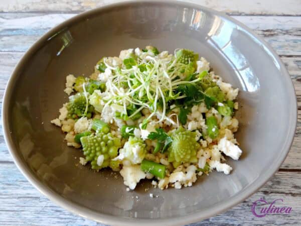 Romanesco salade met parelgort