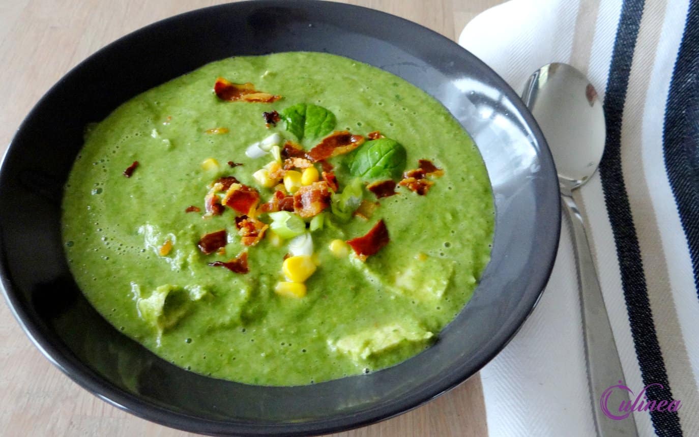 Spinazie witte bonensoep met kip en maïs