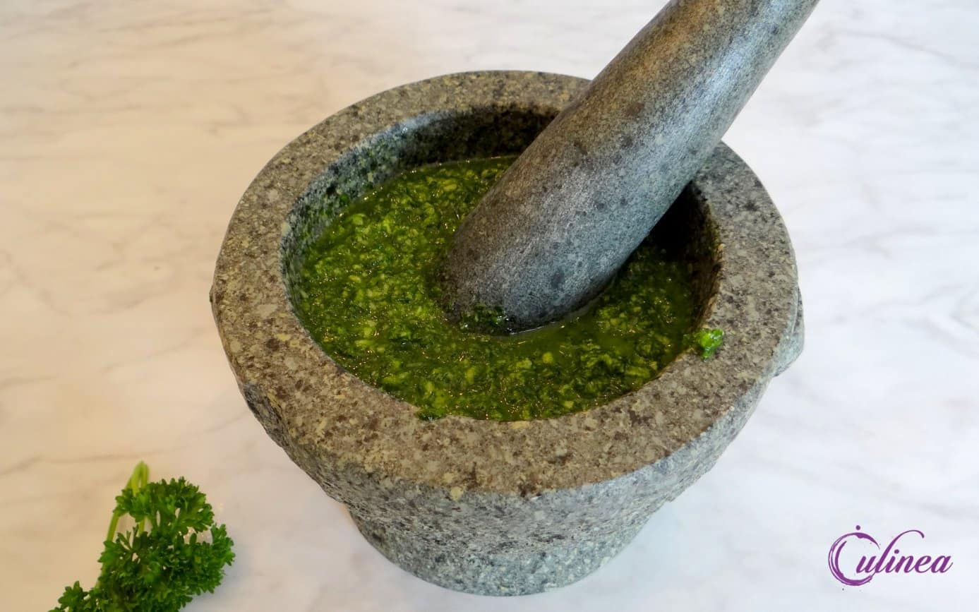 De lekkerste wereldse groene kruidensauzen