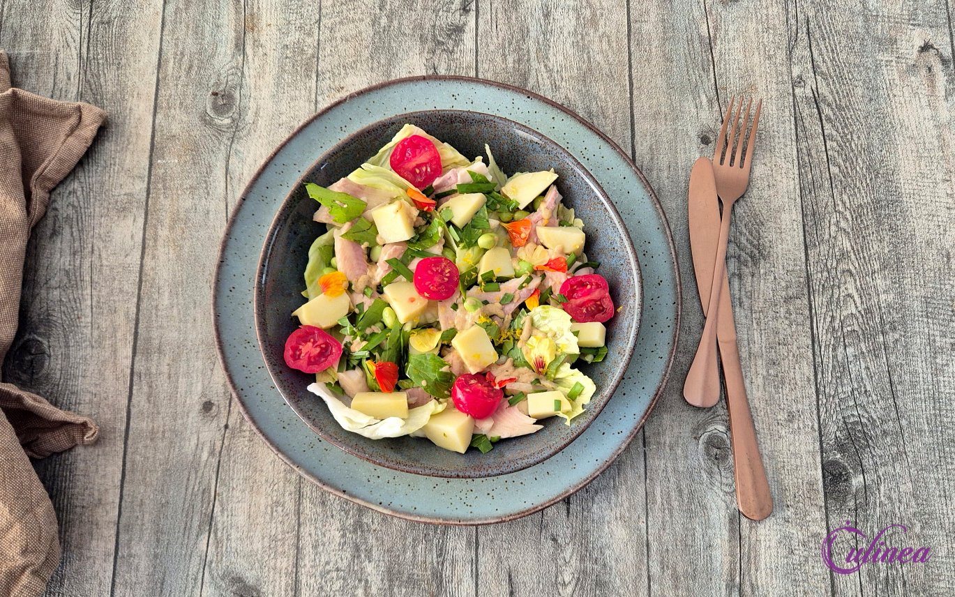 Aardappel tuinbonensalade met gerookte forel