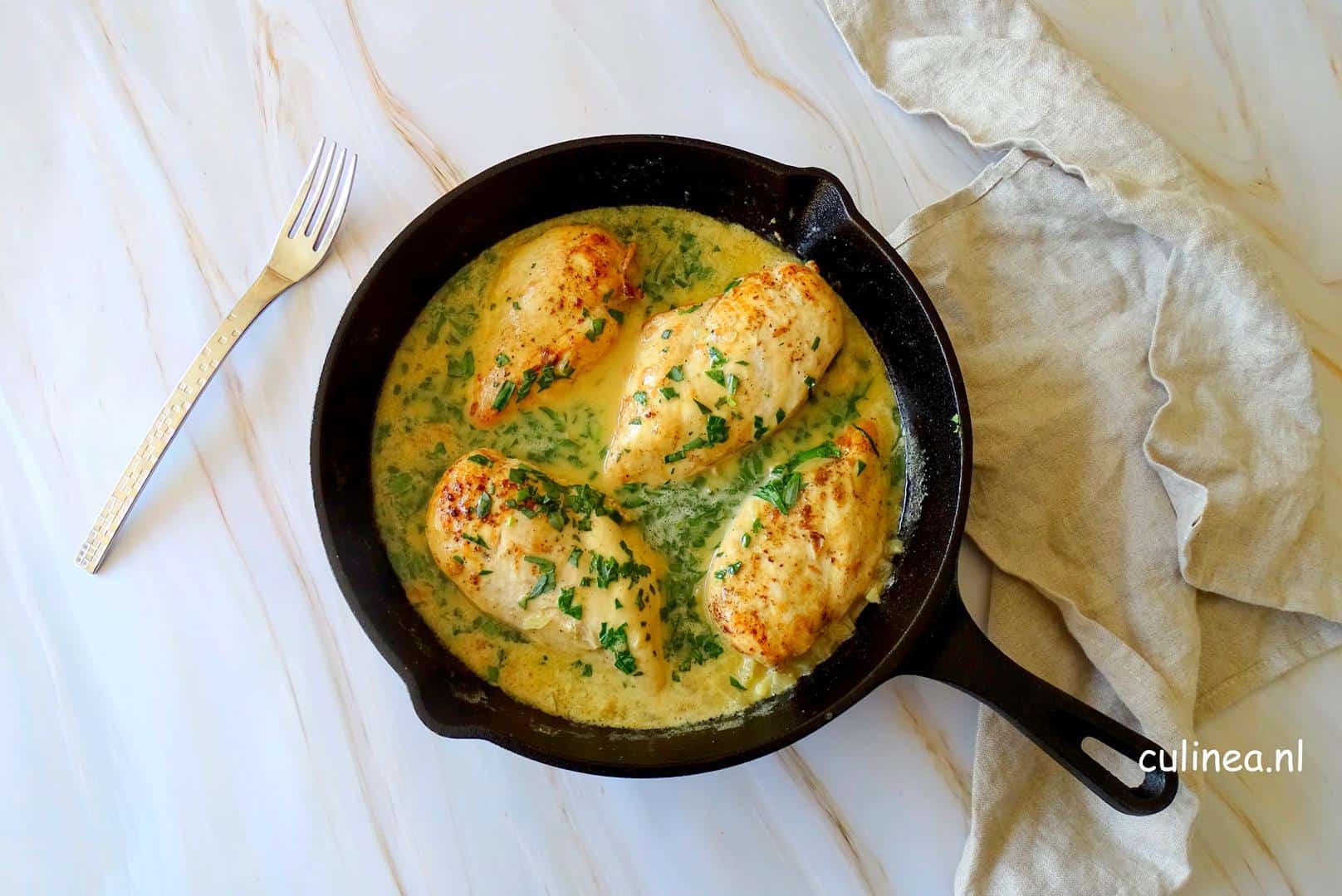 Kipfilets met dragonsaus