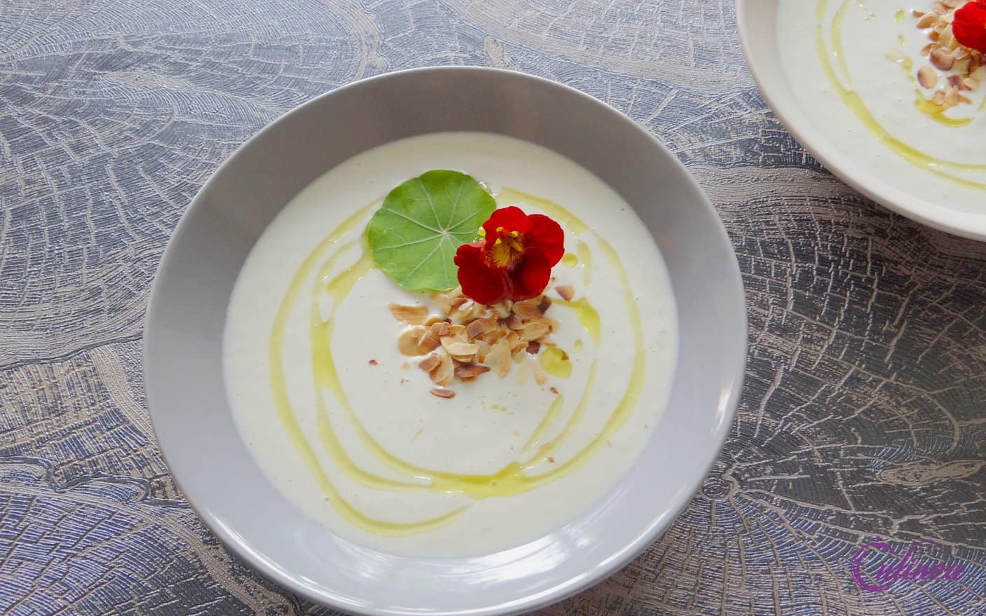 Ajo Blanco (koude amandel/knoflooksoep)