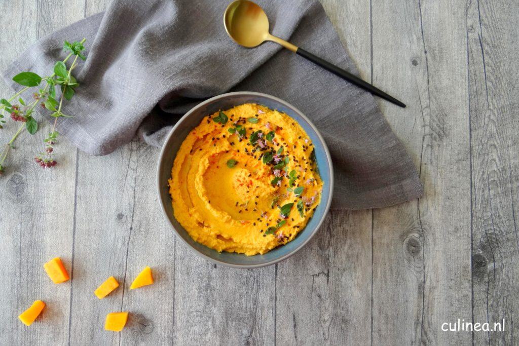 Lekkere zelfgemaakte pompoenhummus
