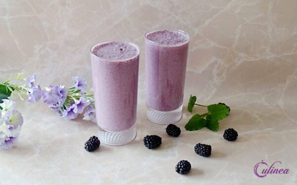 Smoothie met bramen en blauwe bessen