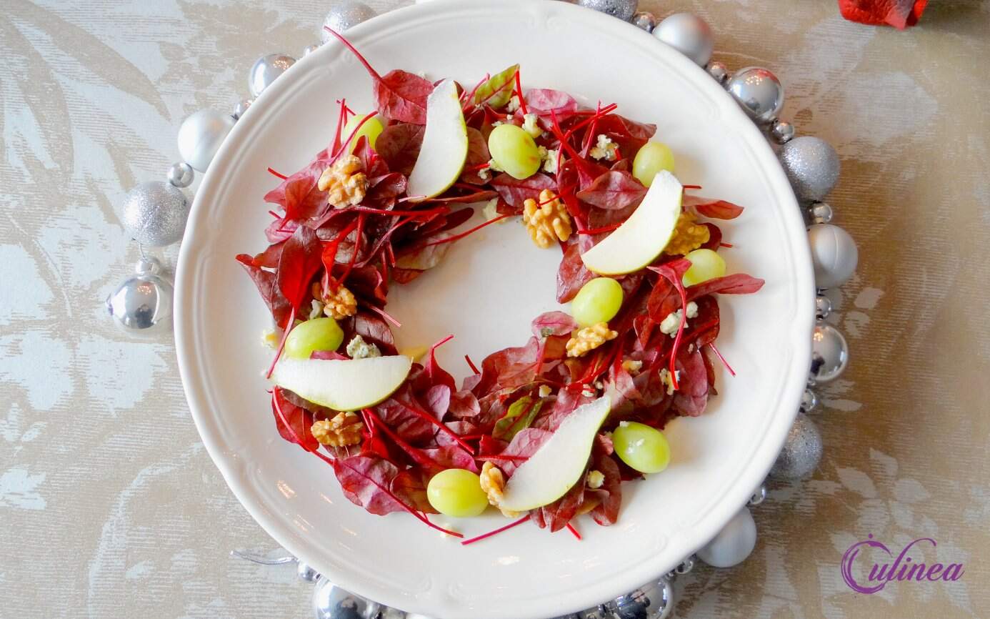Kerstkrans salade van rode sla