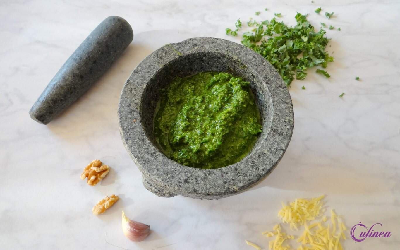 Pesto gemaakt van boerenkool