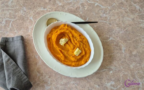 Wortel en zoete aardappelpuree