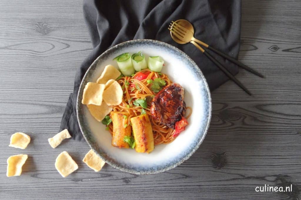 Surinaamse bami met kip