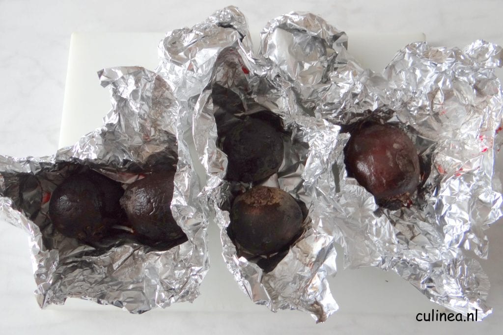 In de oven gepofte bietjes