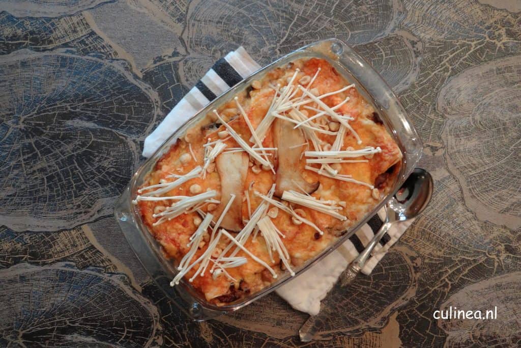 Lasagne met paddenstoelen en kaassaus