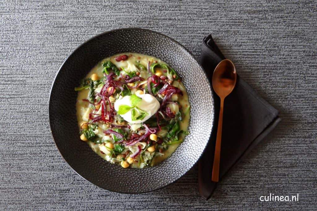 Perzische bonen en noedelsoep