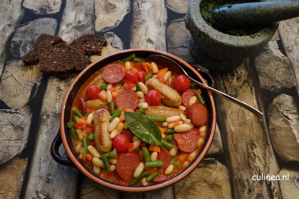 Franse bonenschotel (Cassoulet)