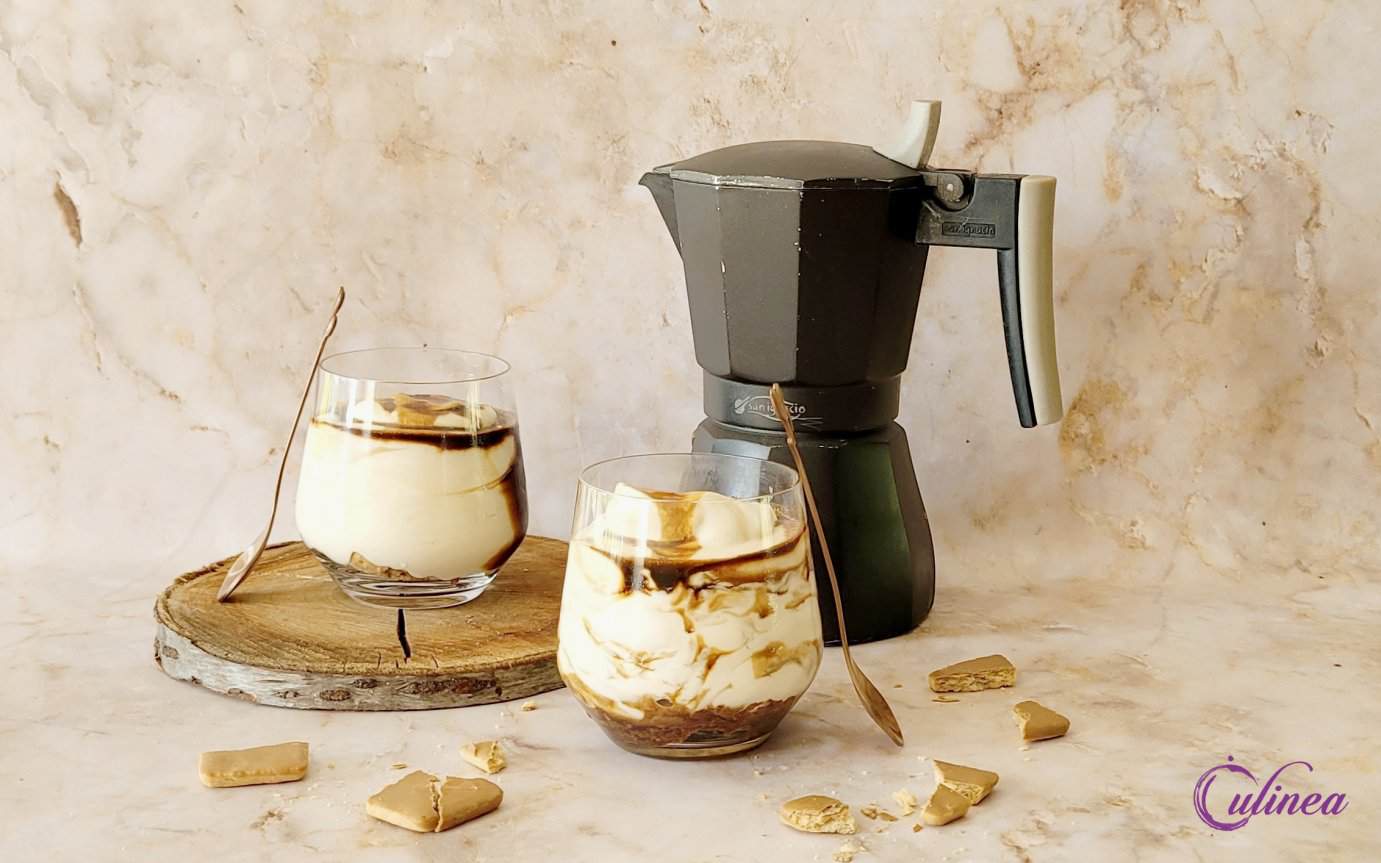 Koffie cheesecake in een glaasje