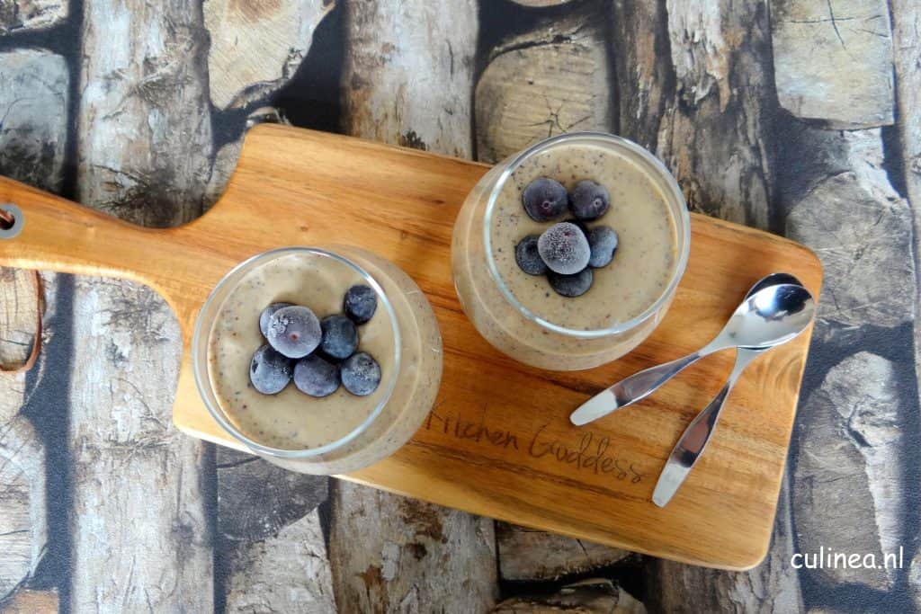 Quinoa yoghurt pindakaasmousse