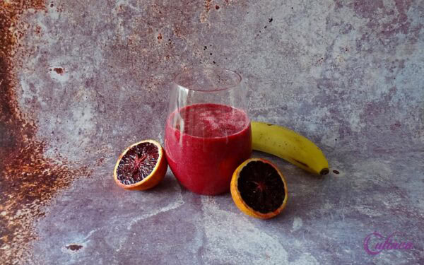 Rode smoothie met bietjes en bloedsinaasappels