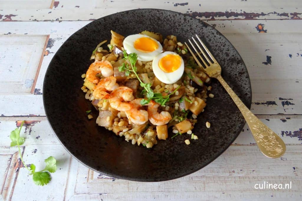 Kedgeree met tarwe en garnalen