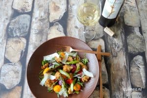 Genieten van asperges en wijn