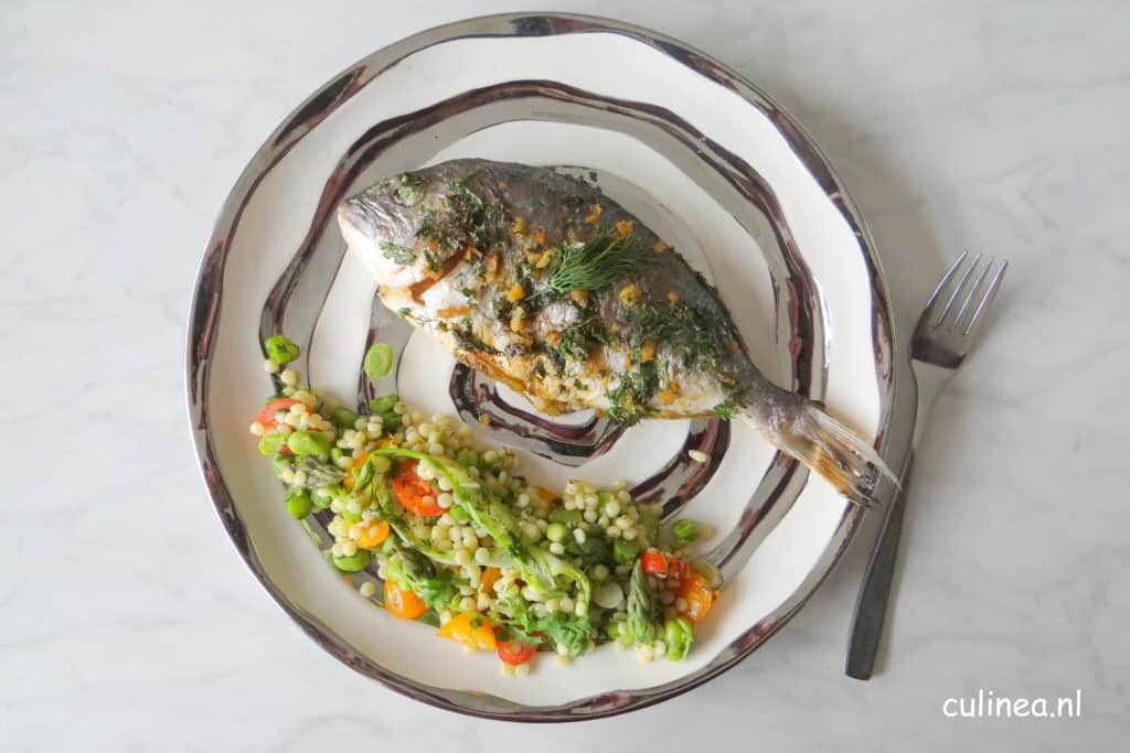 Zeebrasem op Marokkaanse wijze met parelcouscous