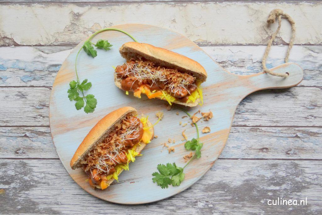 Pistoletje kipsaté met atjar