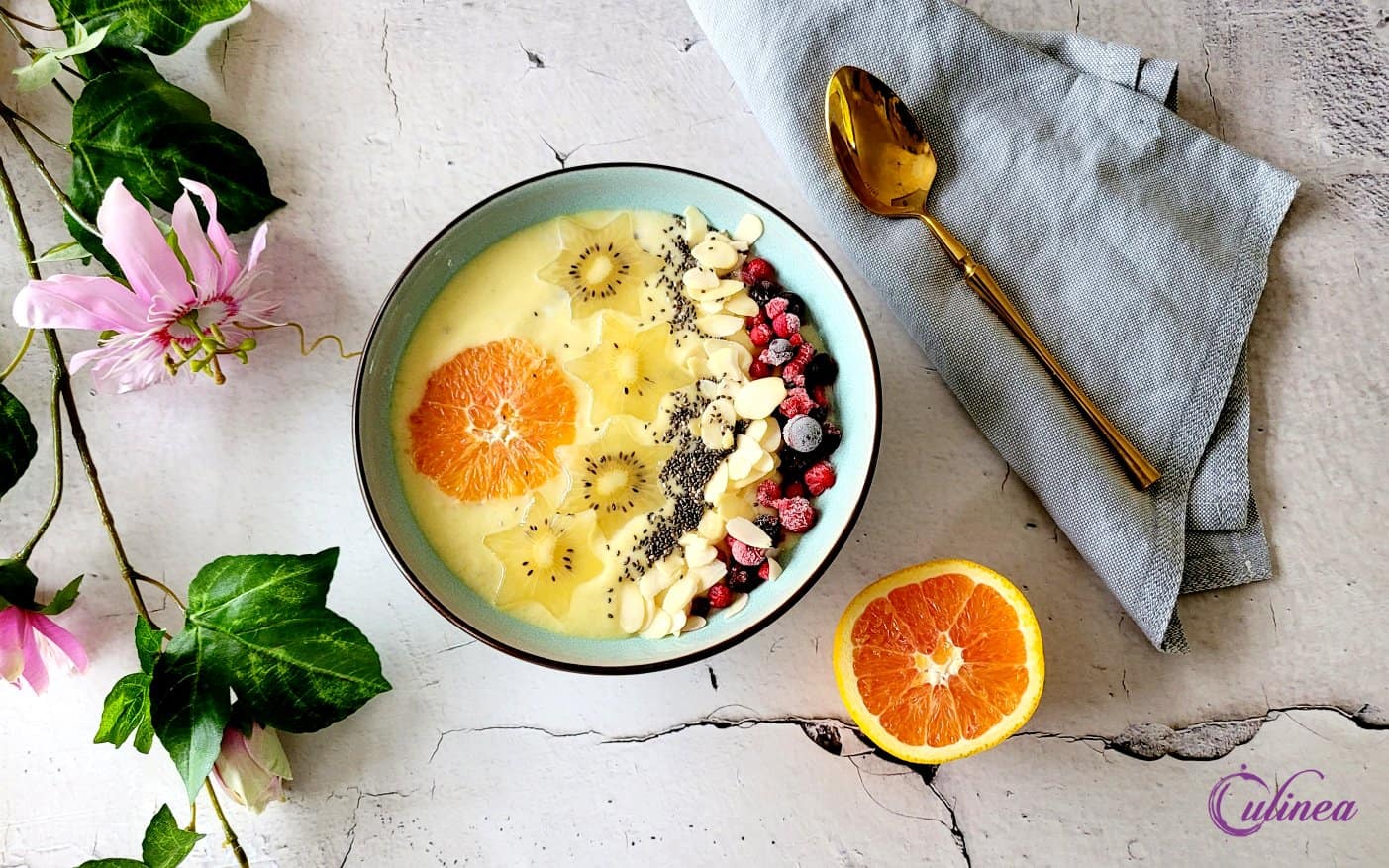 SunGold kiwi smoothie bowl: