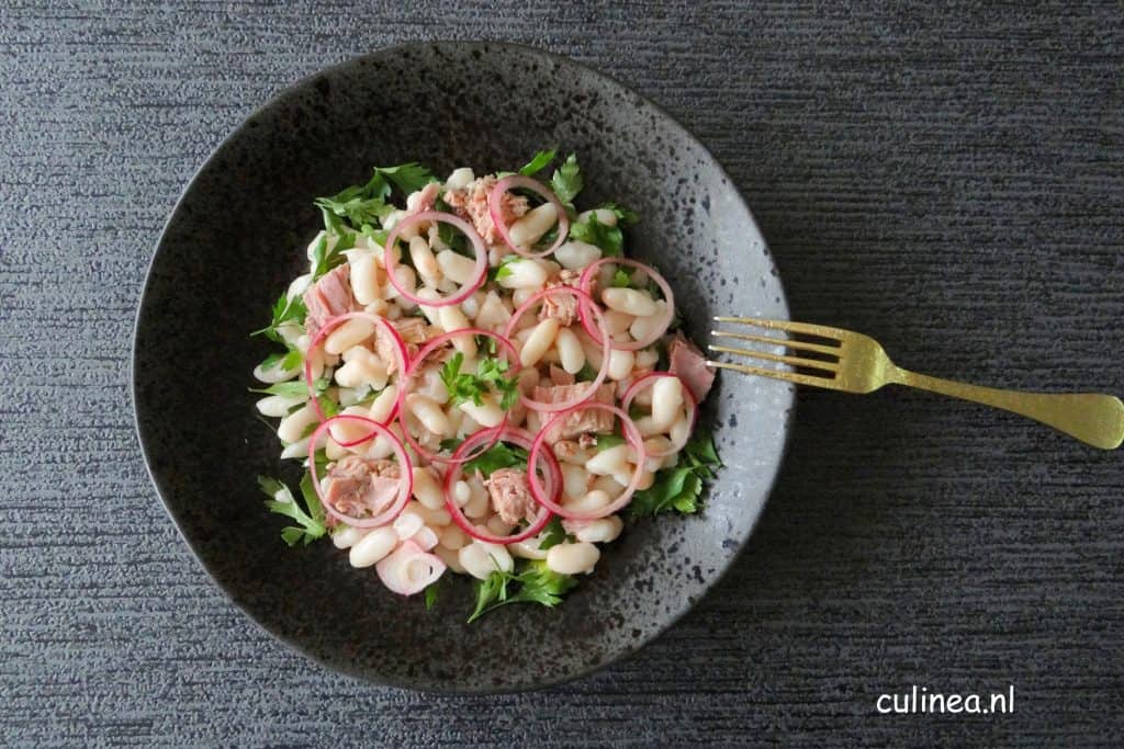Witte bonensalade met tonijn