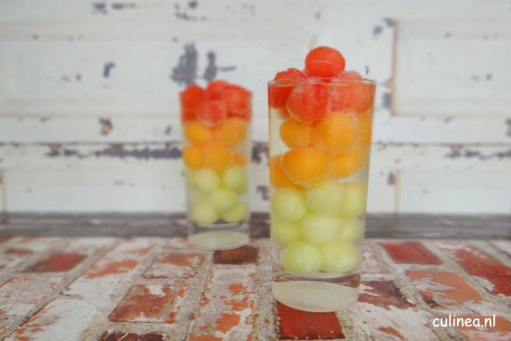 Spritzer met meloenbolletjes