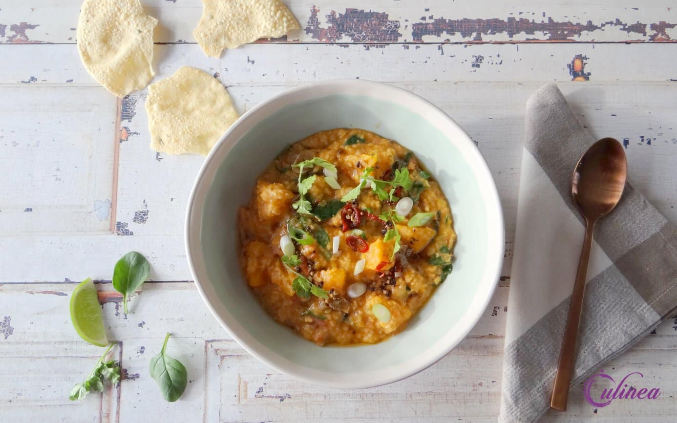 Dahl met pompoen, spinazie en tomaten