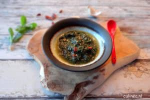 De lekkerste wereldse groene kruidensauzen