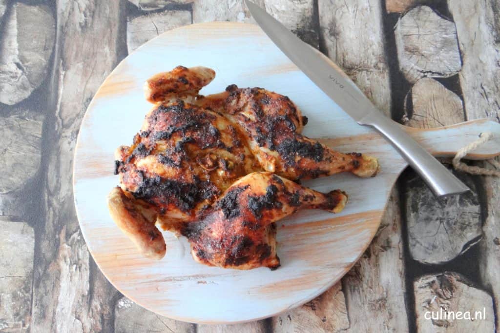 Gevlinderde piri piri kip uit de oven