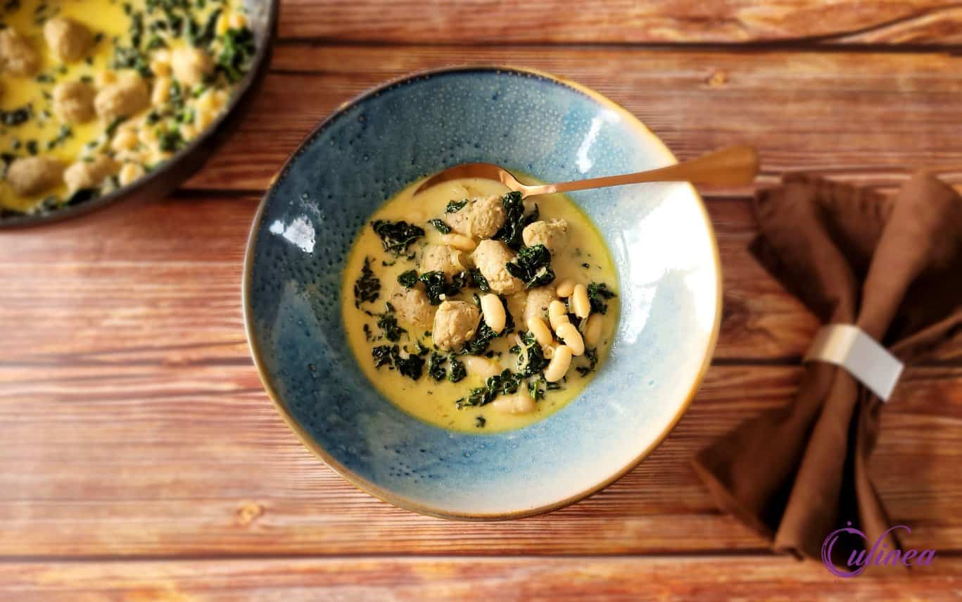 Italiaanse boerenkoolsoep met balletjes