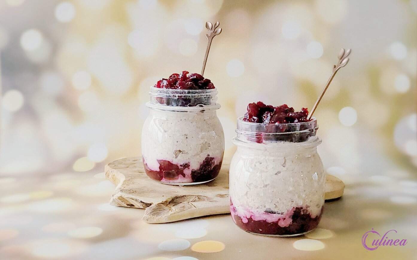 Overnight oats met chaikruiden en cranberrycompote