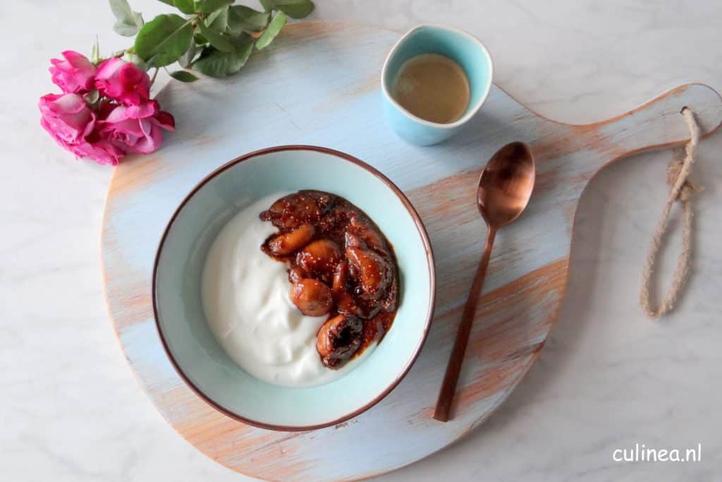 Vijgen koffie compote met yoghurt