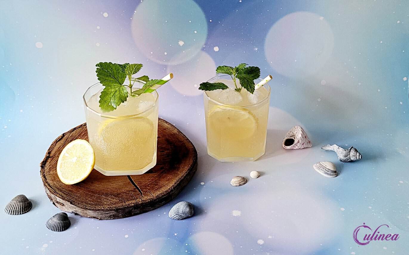 Frisse bruisende zomercocktail