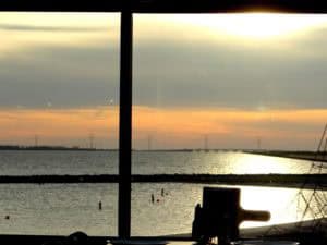 Genieten aan het water bij Restaurant Pier16 in Nagele