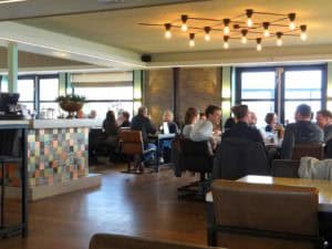 Genieten aan het water bij Restaurant Pier16 in Nagele