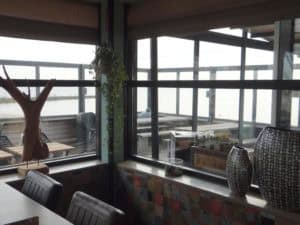 Genieten aan het water bij Restaurant Pier16 in Nagele