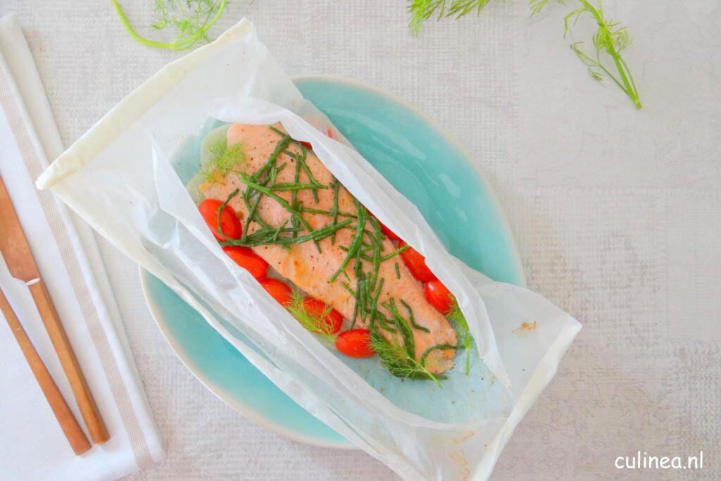 Zalmforelfilet en papillotte met venkel en zeekraal