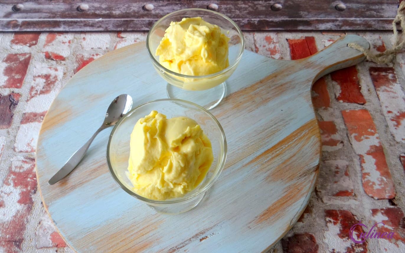 Mango yoghurt softijs met kokos