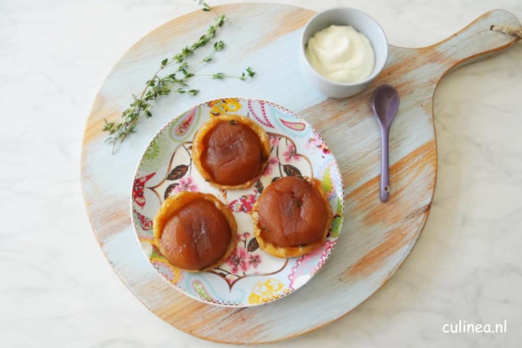 Mini Tarte Tatins met gezouten boter en tijm