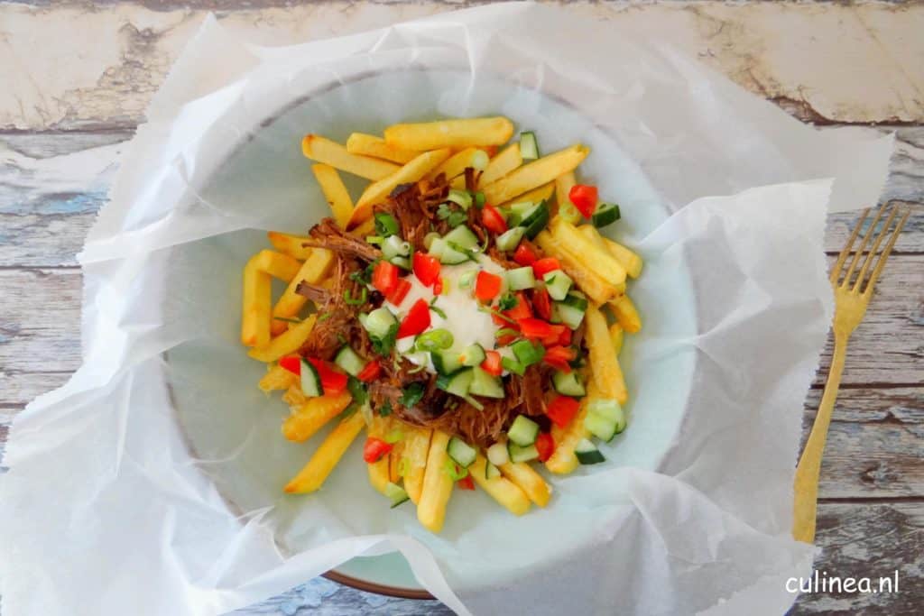 Patatje heel speciaal met pulled beef