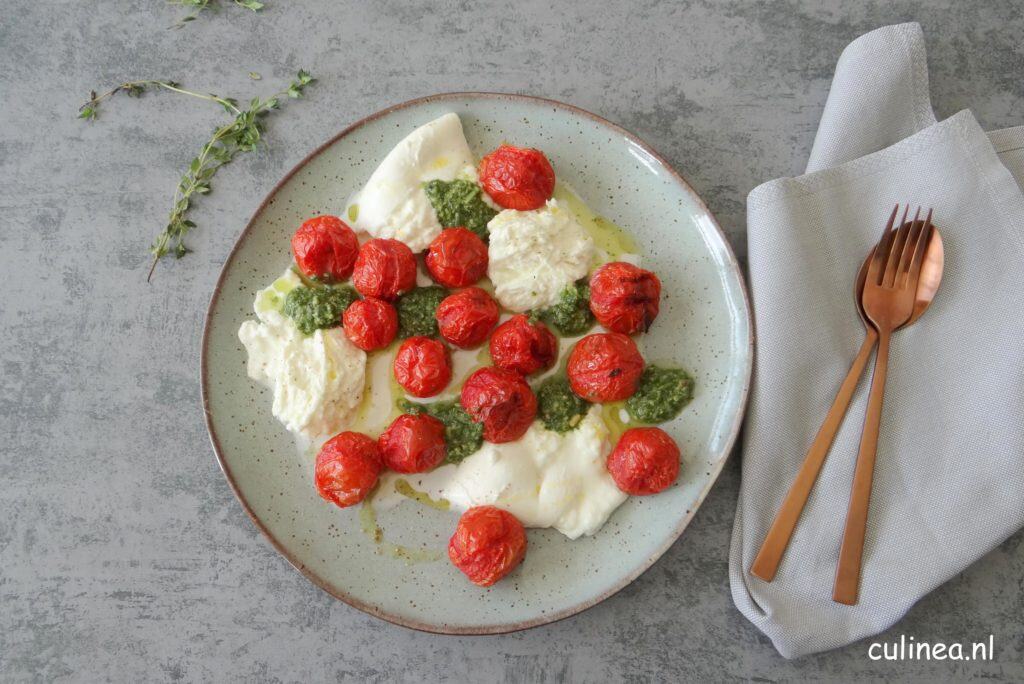 Geroosterde tomaten Caprese salade