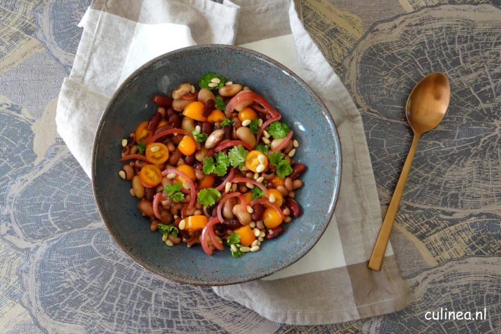 Italiaanse gemengde bonensalade