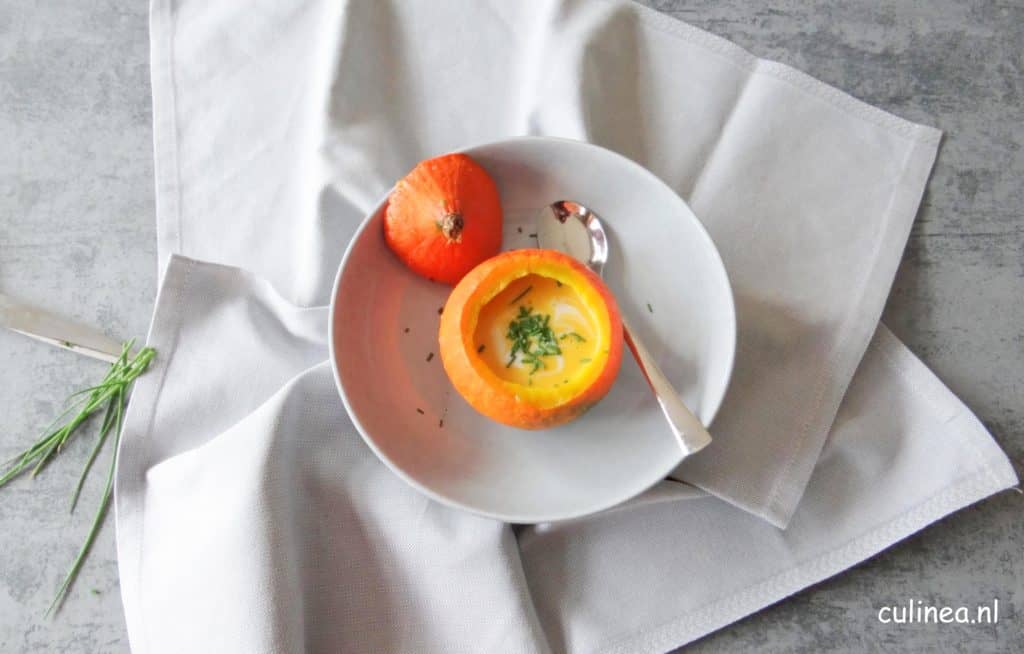 Geroosterde pompoen en appel soep