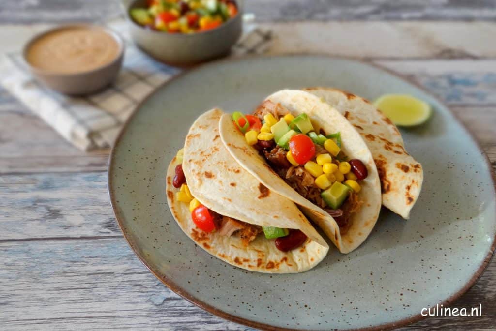 Cordita's met pulled pork