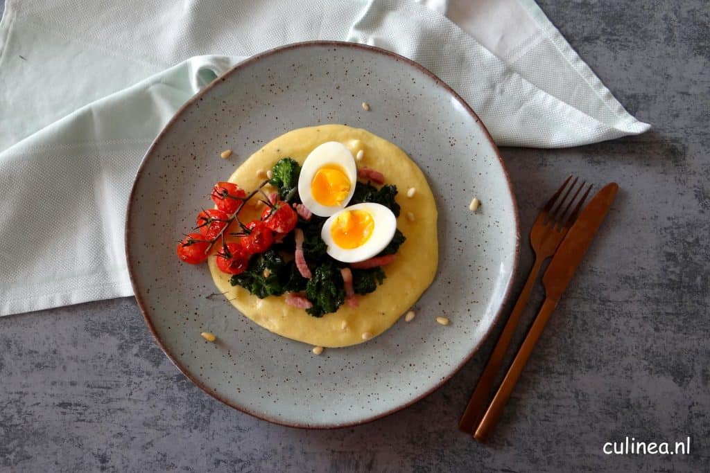 Polenta met kalettes, spekjes en tomaatjes