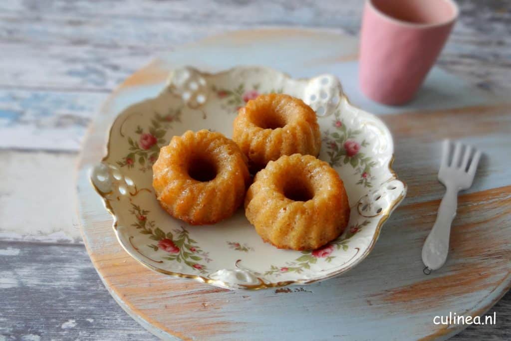 Rum Babas met sinaasappel